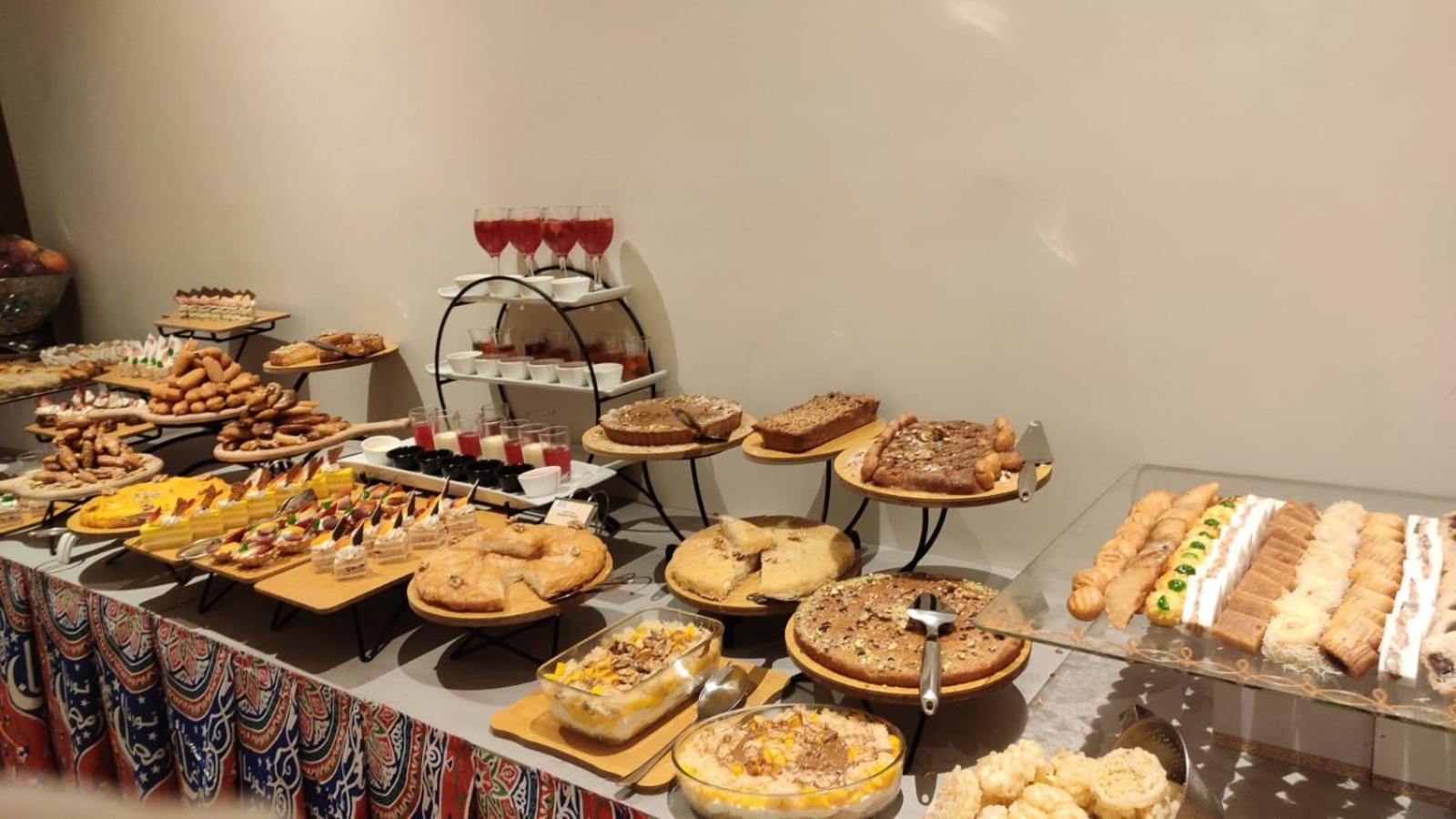 Enala Hotel Apartments - Tabuk Buitenkant foto